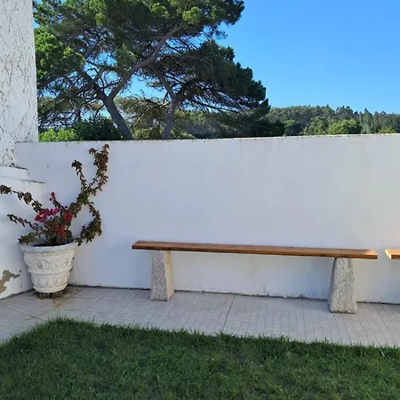 בית נופש Casa Andorinhas *